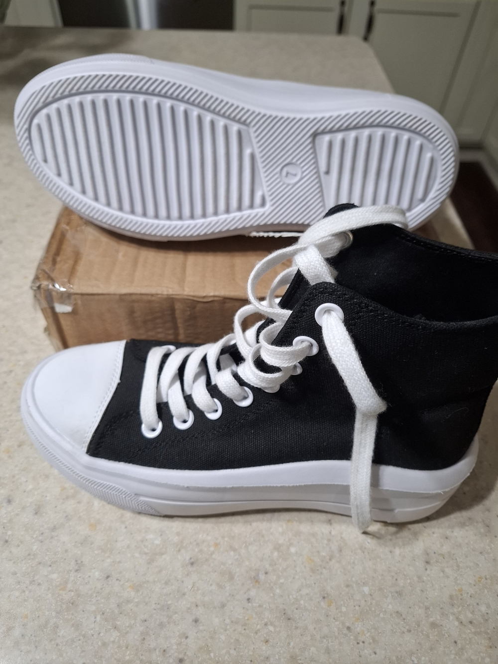 wild fable Black and White High-Top Canvas Sneakers